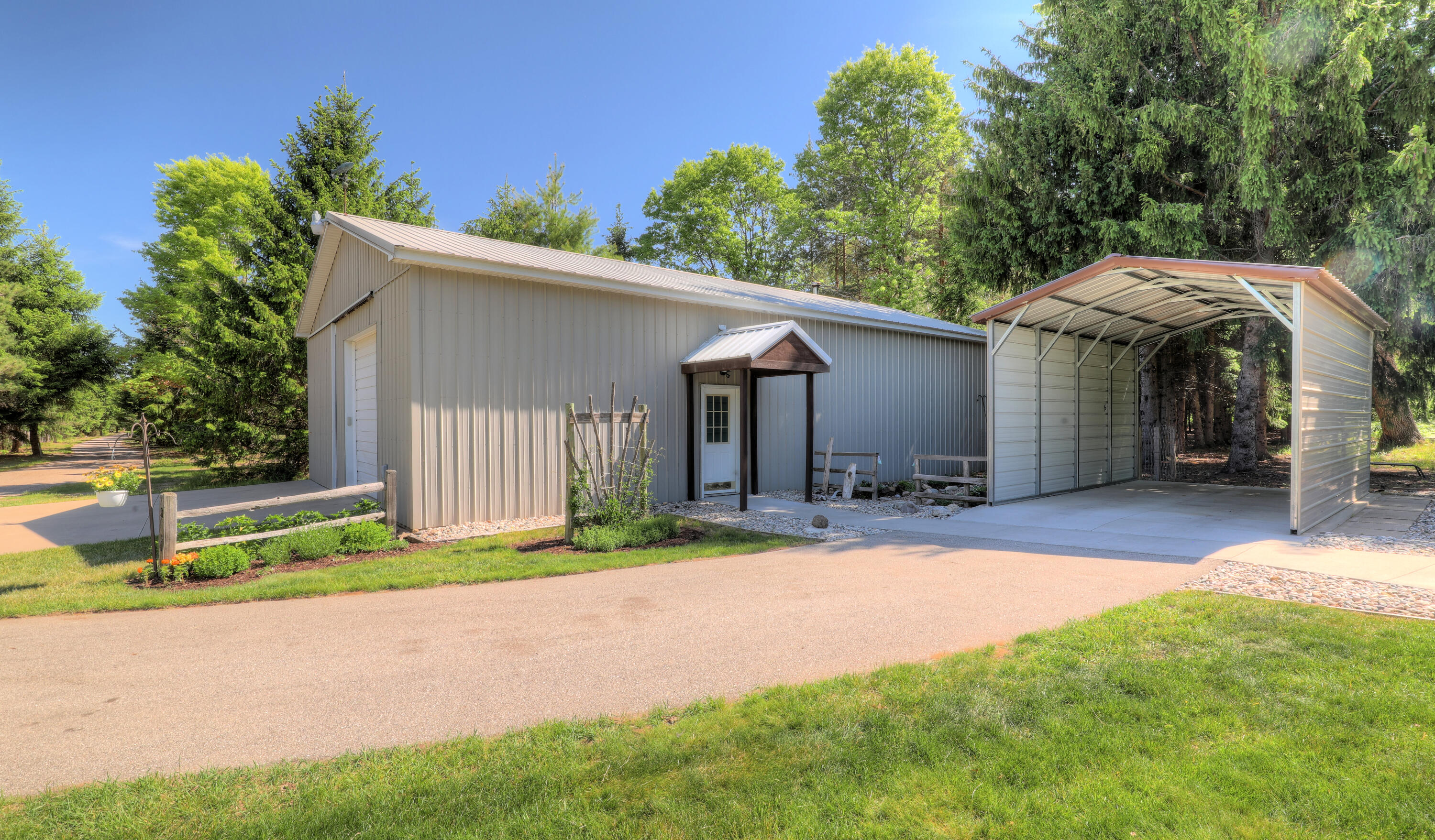17885 McKinley Road Big Rapids, MI 49307 - Photo 4 of 88 3O1A7102_3_4_5_6_7_8