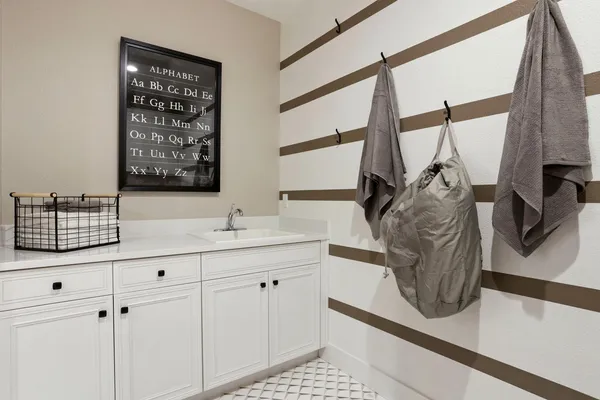 $899,990 | 2290 Dilip Drive, Manteca, CA 95337