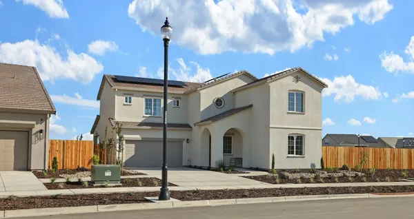 $899,990 | 2290 Dilip Drive, Manteca, CA 95337