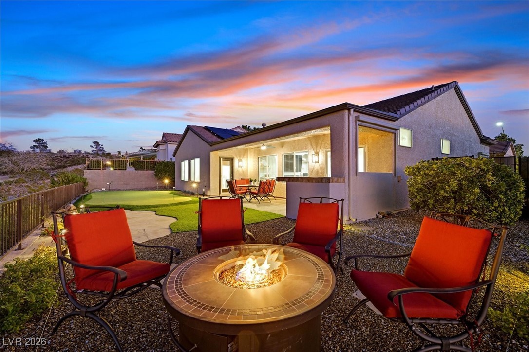 2446 Hardin Ridge Drive Henderson, NV 89052 - Photo 62 of 88 Firepit