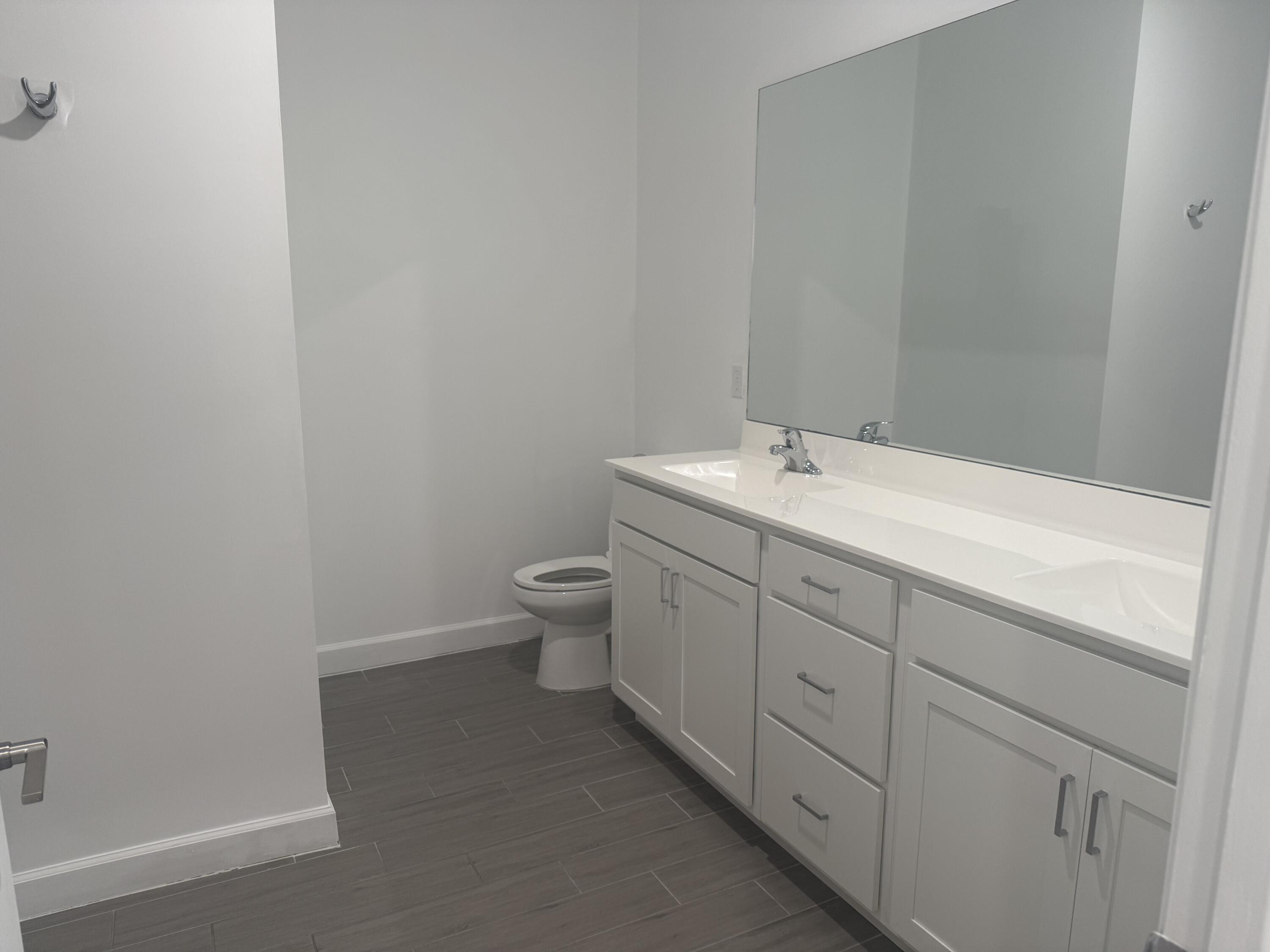 4938 Navali Drive Lake Worth, FL 33467 - Photo 15 of 18 Guest Bath 2 Navali