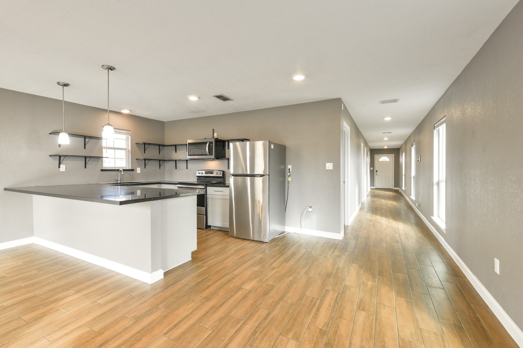 1210 Airline North Rosharon, TX 77583 - Photo 12 of 20 kitchen