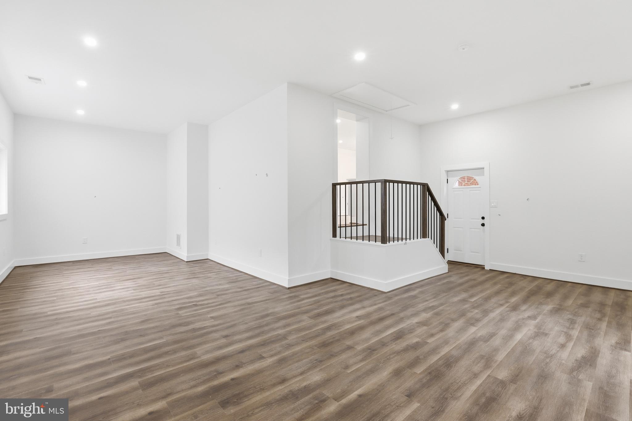 5301 67th Avenue Riverdale, MD 20737 - Photo 11 of 28