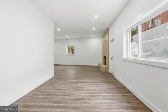 $397,900 | 5301 67th Avenue, Riverdale, MD 20737