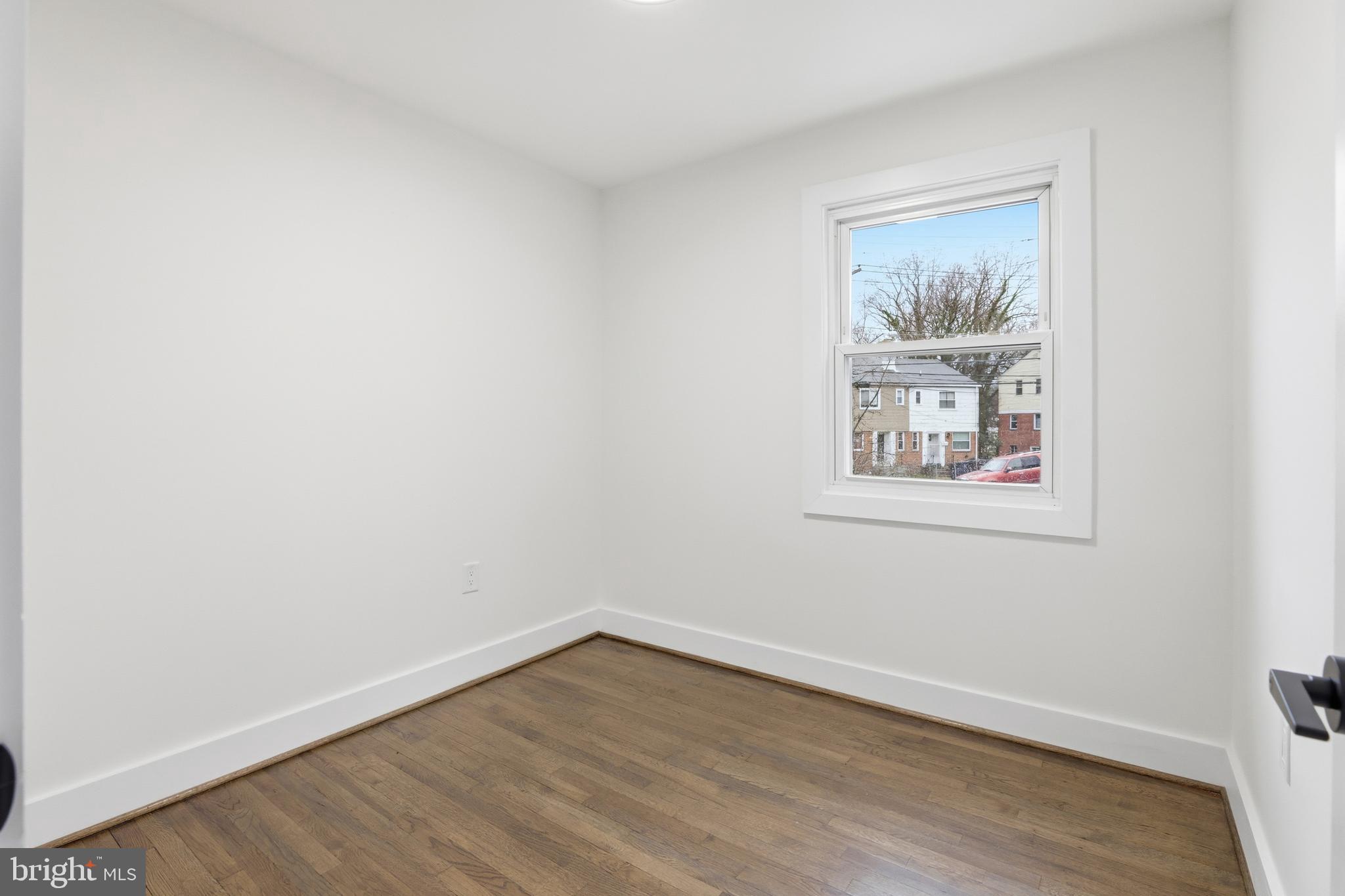 5301 67th Avenue Riverdale, MD 20737 - Photo 19 of 28