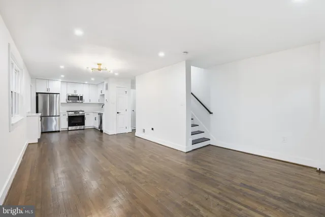 $397,900 | 5301 67th Avenue, Riverdale, MD 20737