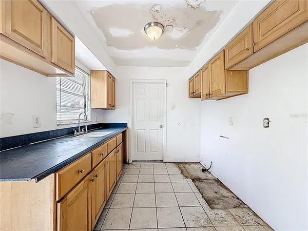 $185,000 | 405 Caballero Road, Ocoee, FL 34761