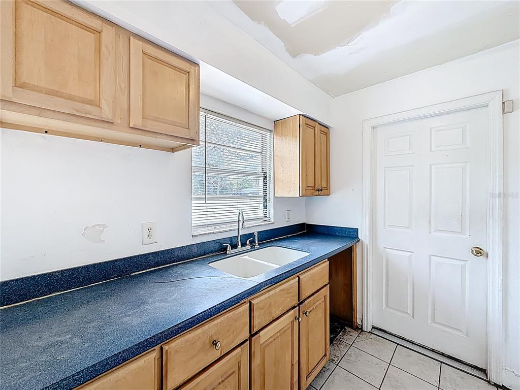 405 Caballero Road Ocoee, FL 34761 - Photo 19 of 46