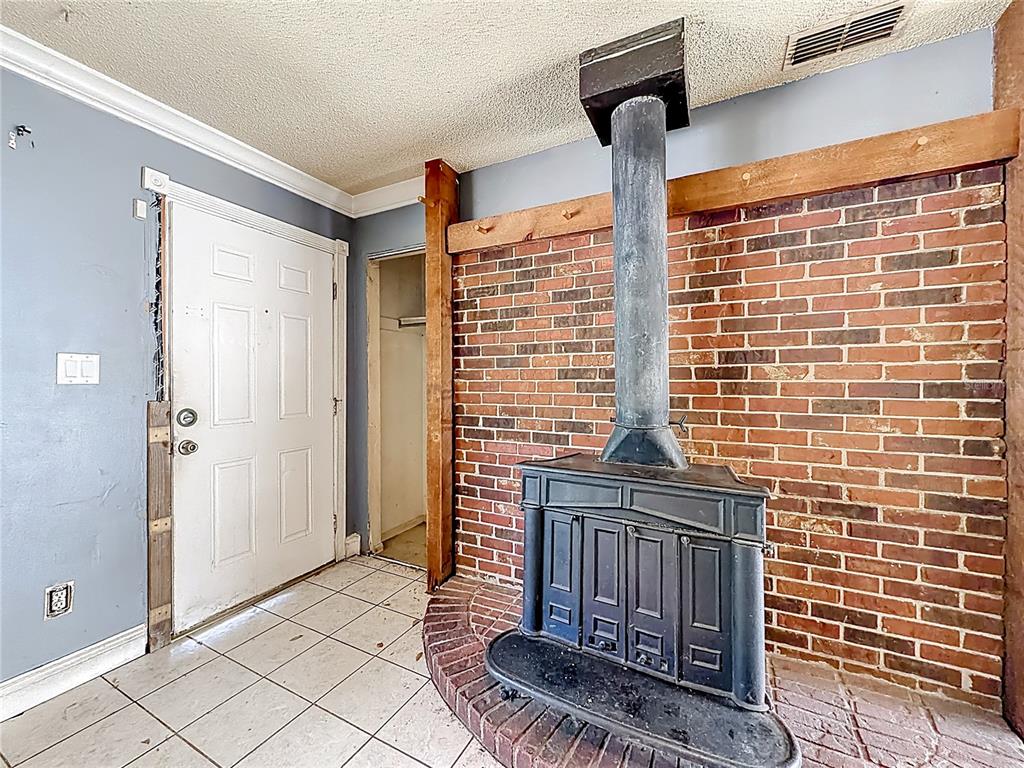 405 Caballero Road Ocoee, FL 34761 - Photo 10 of 46