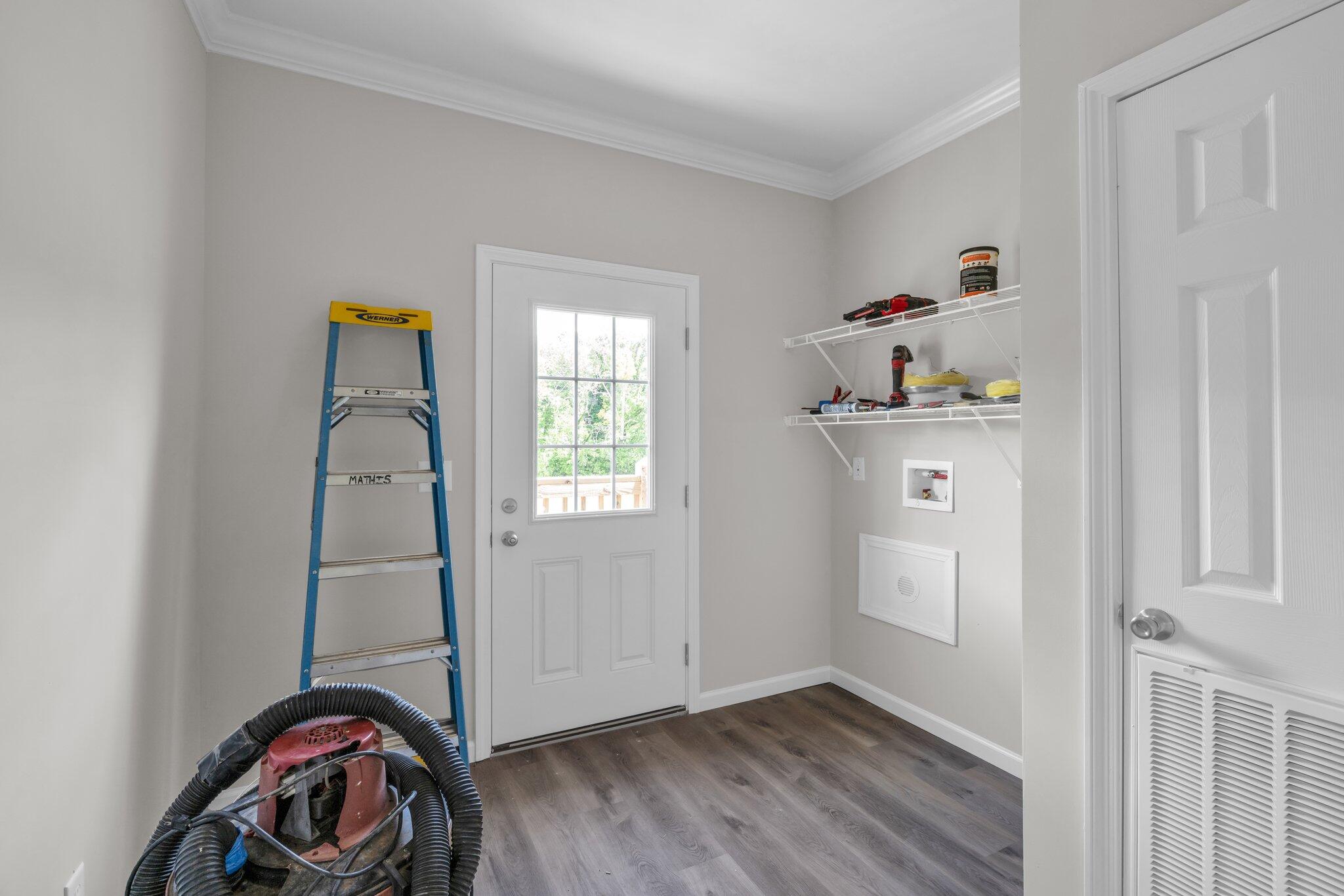 155 Waters Edge Drive Spring City, TN 37381 - Photo 13 of 44 16-web-or-mls-155-waters-edge-dr