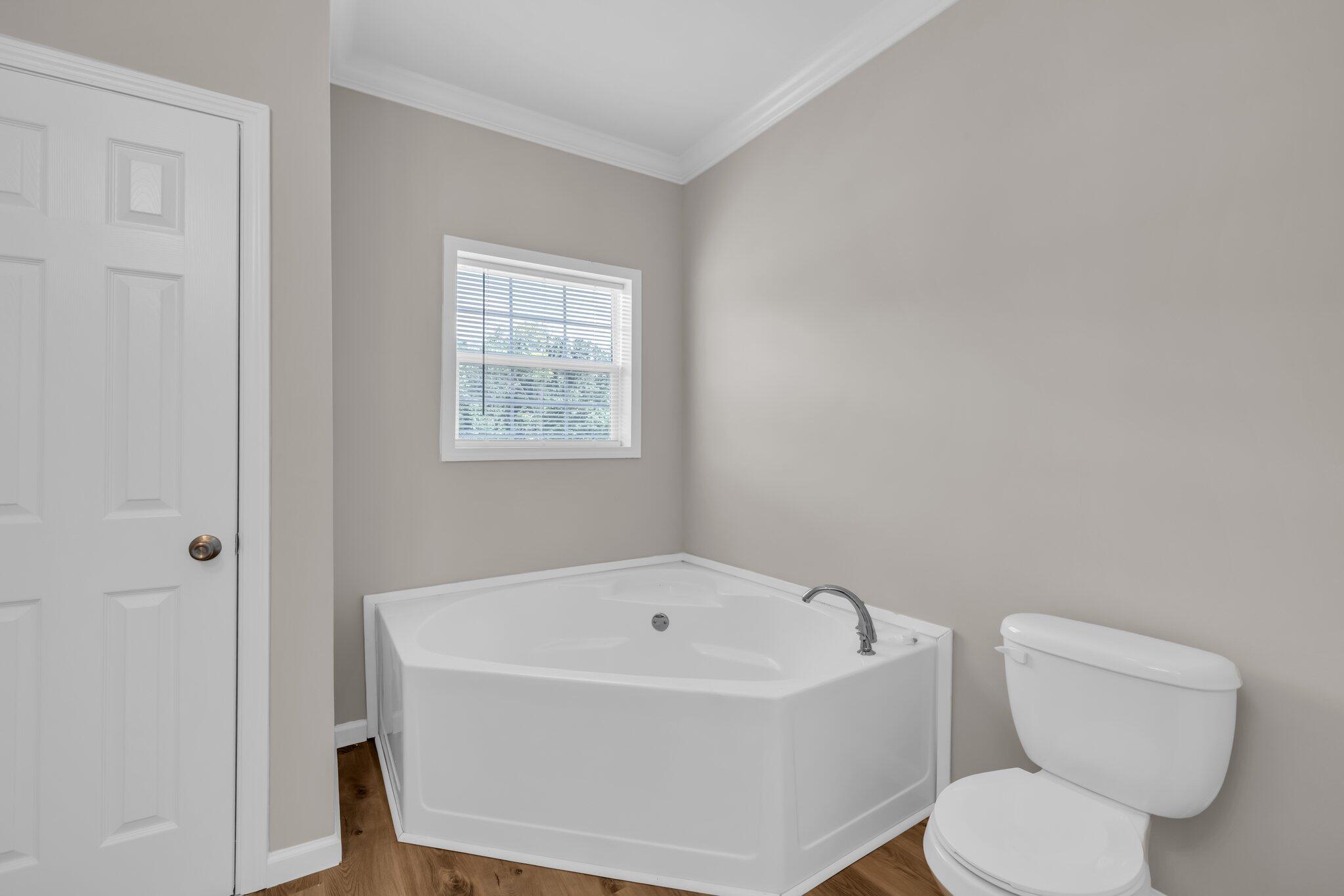 155 Waters Edge Drive Spring City, TN 37381 - Photo 18 of 44 20-web-or-mls-155-waters-edge-dr