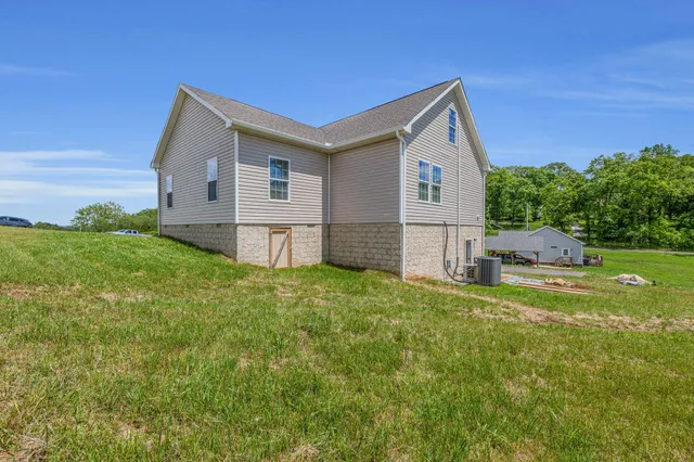 $429,000 | 155 Waters Edge Drive, Spring City, TN 37381