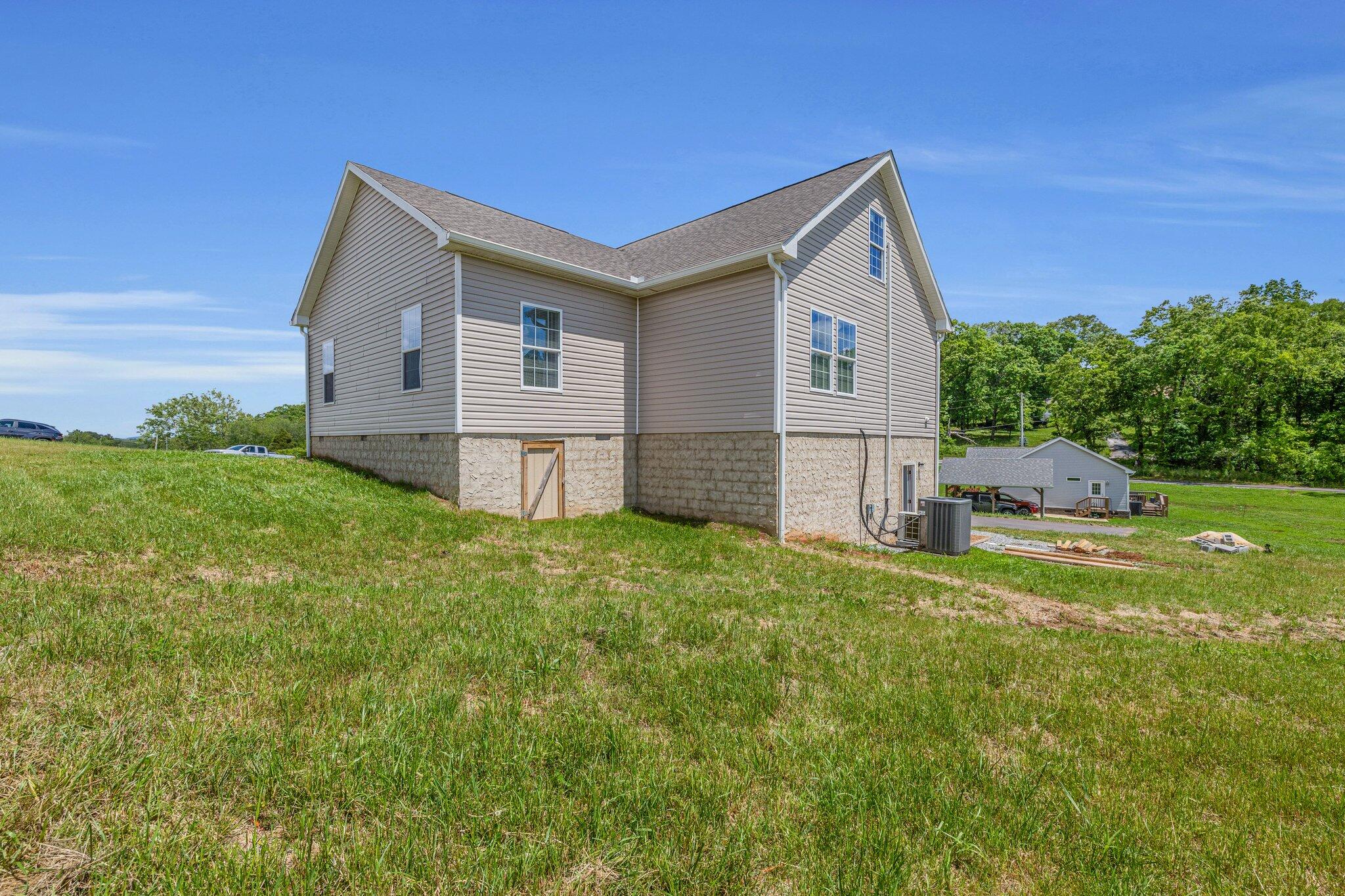 155 Waters Edge Drive Spring City, TN 37381 - Photo 30 of 44 8-web-or-mls-155-waters-edge-dr