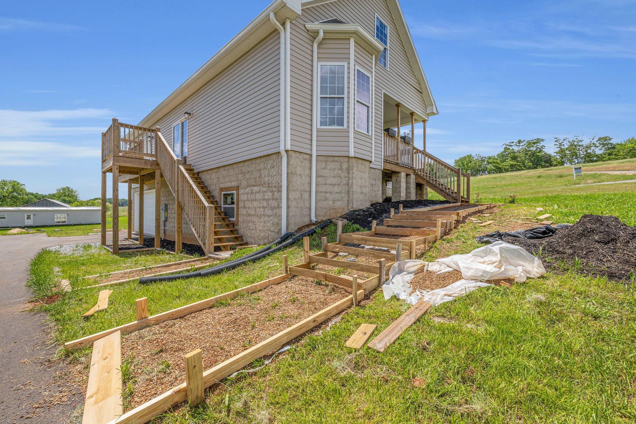 155 Waters Edge Drive Spring City, TN 37381 - Photo 31 of 44 3-web-or-mls-155-waters-edge-dr