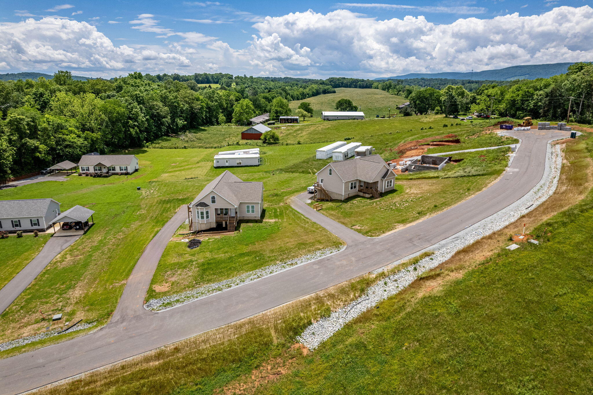 155 Waters Edge Drive Spring City, TN 37381 - Photo 37 of 44 9-web-or-mls-155-waters-edge-dr (1)