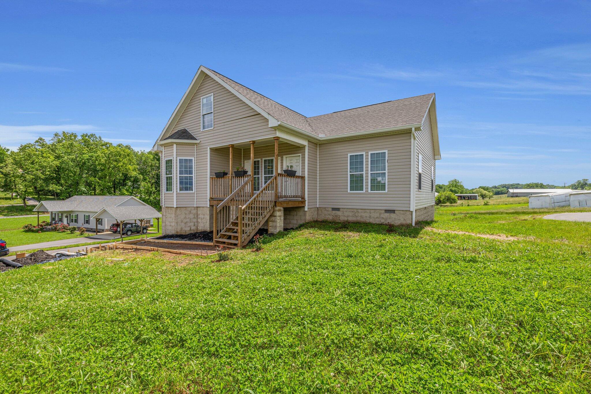 155 Waters Edge Drive Spring City, TN 37381 - Photo 42 of 44 2-web-or-mls-155-waters-edge-dr (2)