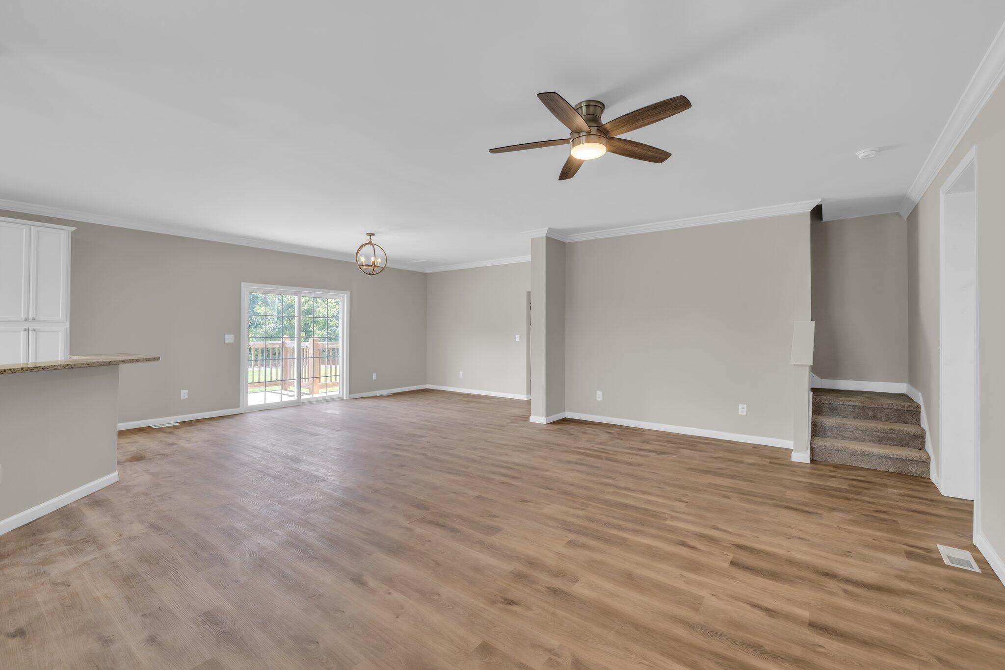 155 Waters Edge Drive Spring City, TN 37381 - Photo 5 of 44 9-web-or-mls-155-waters-edge-dr