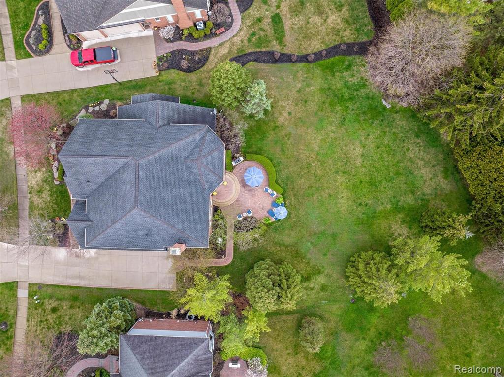 2098 Mapleridge Road Rochester Hills, MI 48309 - Photo 34 of 40