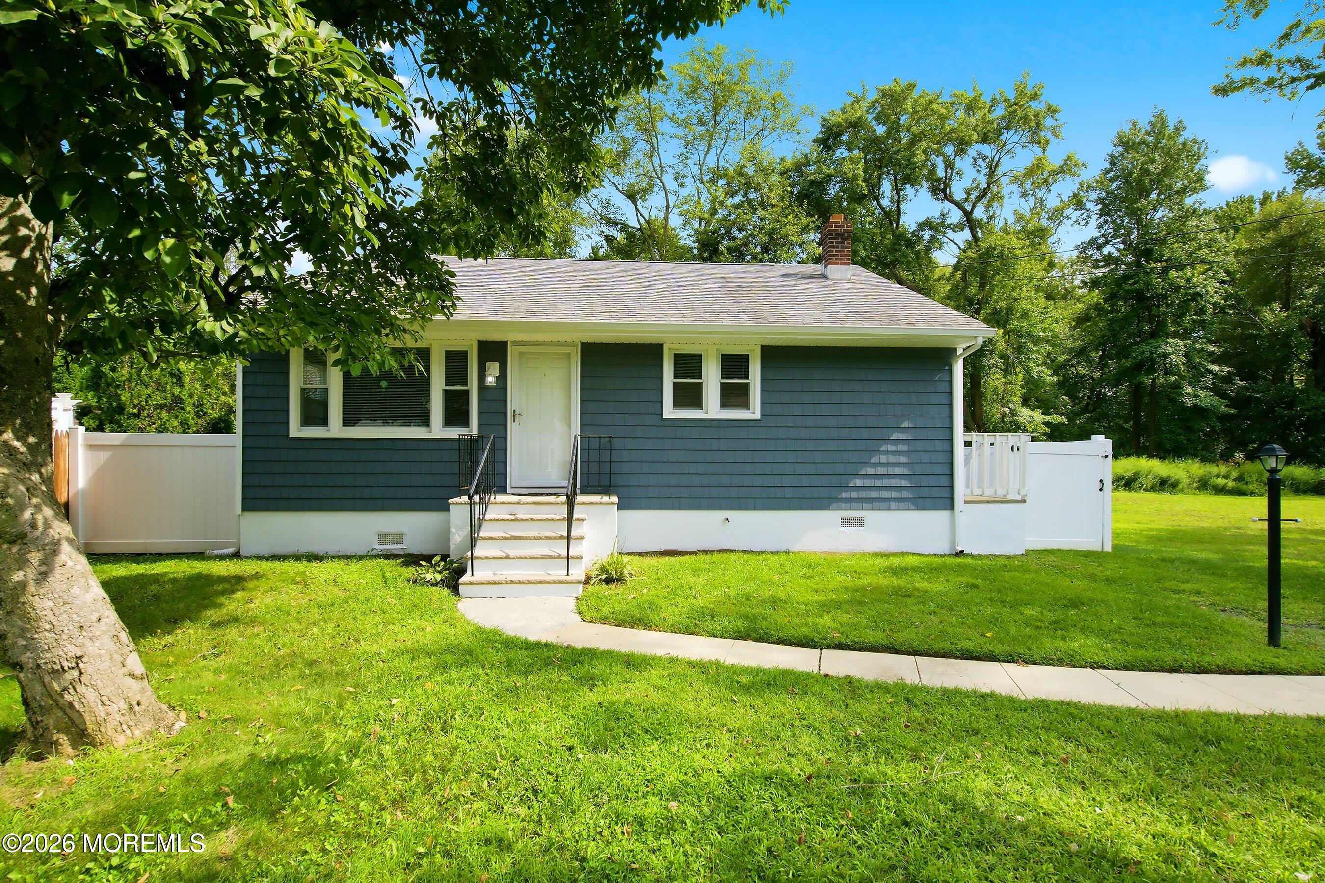 13 Charles Street Matawan, NJ 07747 - Photo 1 of 15 01-Front