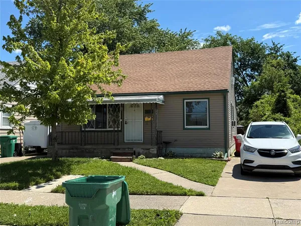 $99,000 | 24646 Grove Avenue, Eastpointe, MI 48021