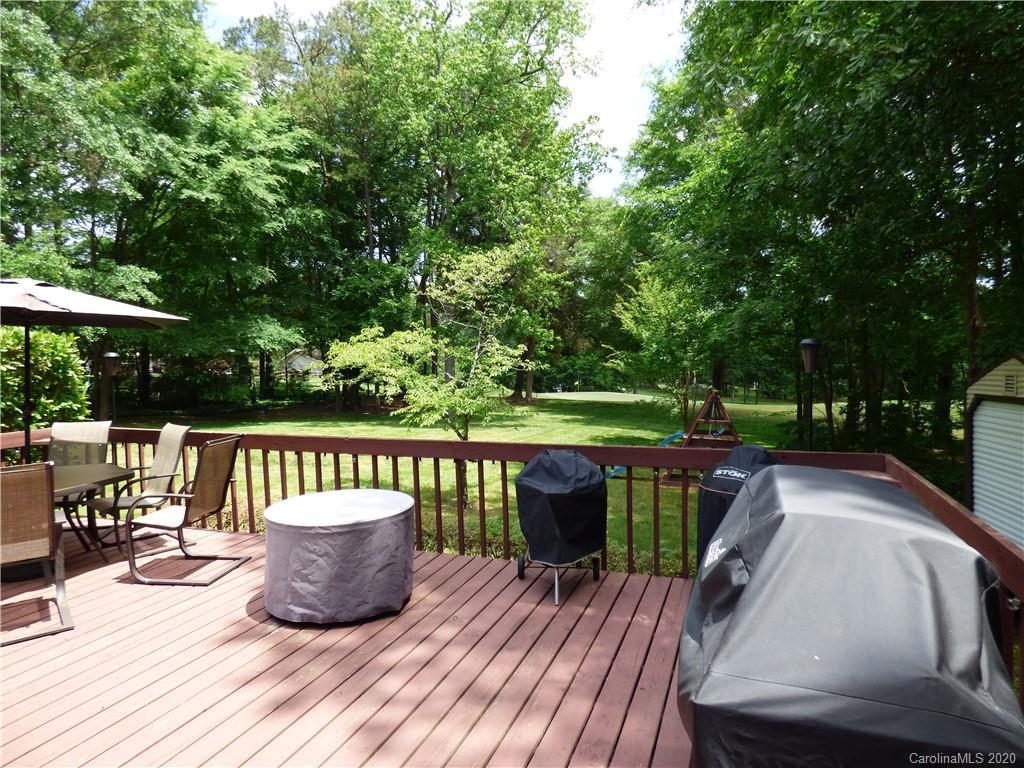 902 Pine Forest Road Charlotte, NC 28214 - Photo 17 of 21 Gallery Image 17