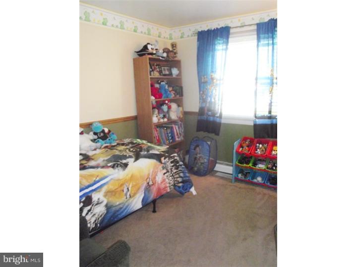 536 Durham Road Langhorne, PA 19047 - Photo 17 of 24 Bedroom 3