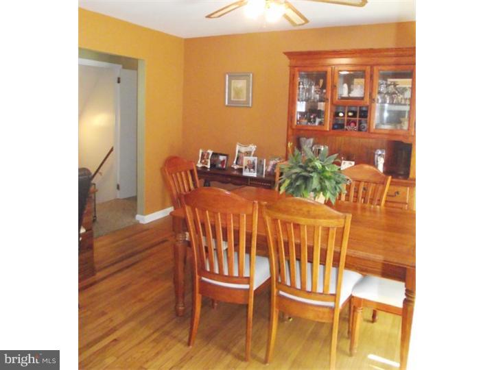536 Durham Road Langhorne, PA 19047 - Photo 8 of 24 Dining Room