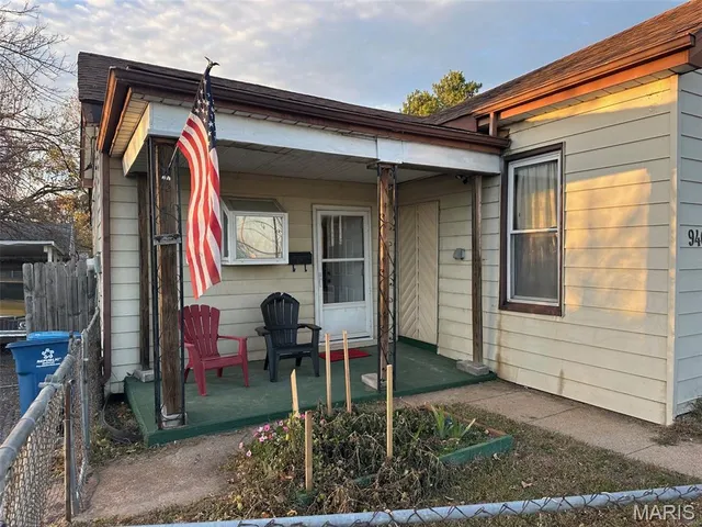 $119,900 | 9405 Gentry Avenue, St. Louis, MO 63125