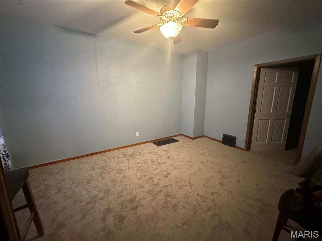 9405 Gentry Avenue St. Louis, MO 63125 - Photo 5 of 16