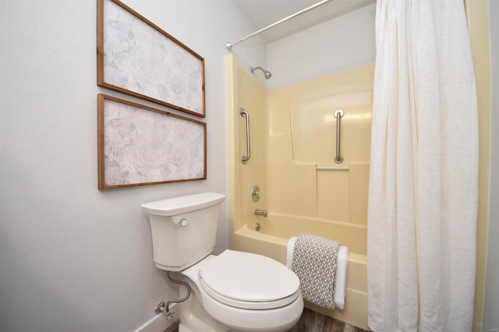 52 Innsbruck Lane Shiloh, IL 62221 - Photo 20 of 25