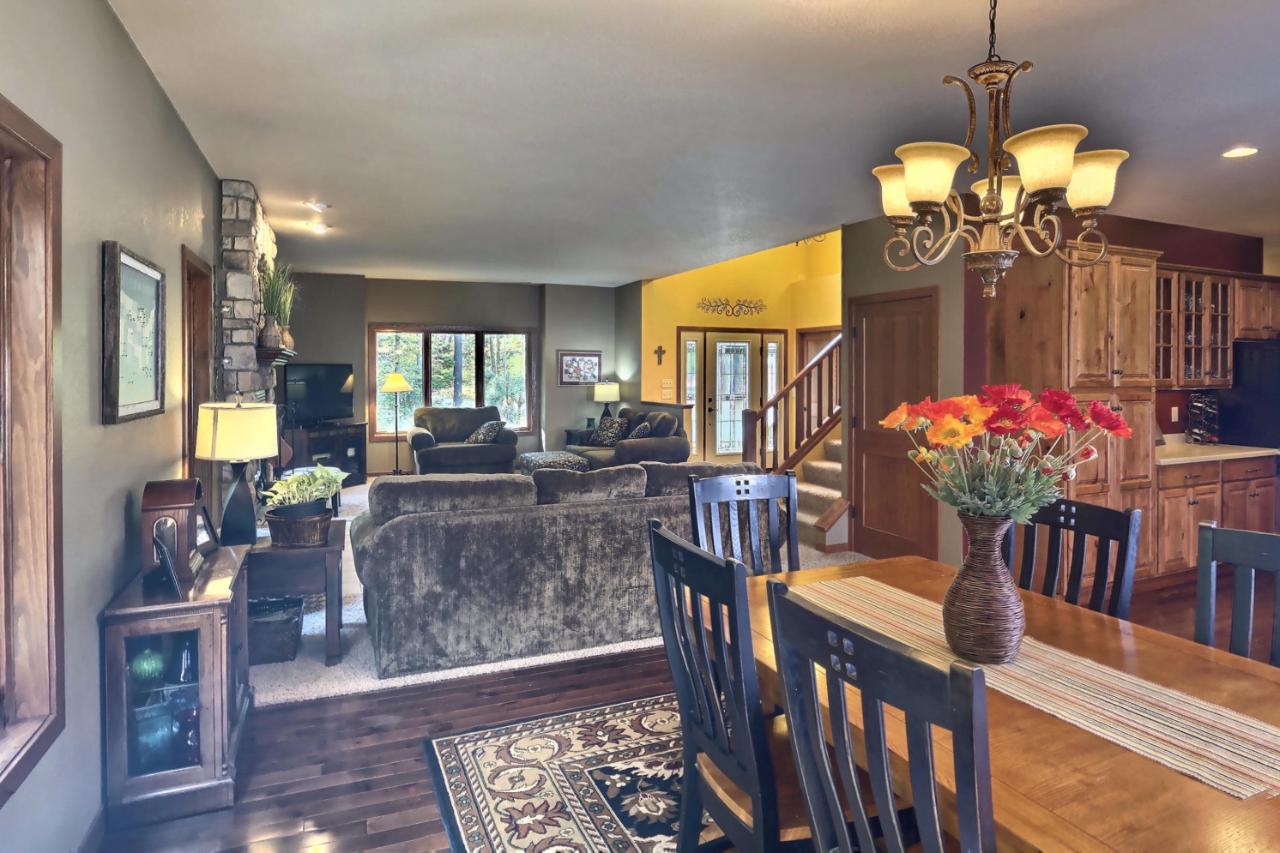 2218 Rangeline Road Eagle River, WI 54521 - Photo 29 of 42 Gallery Image 29