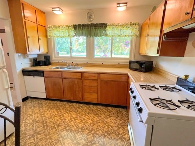 3680 Waverly Road Owego, NY 13827 - Photo 4 of 26 Gallery Image 4