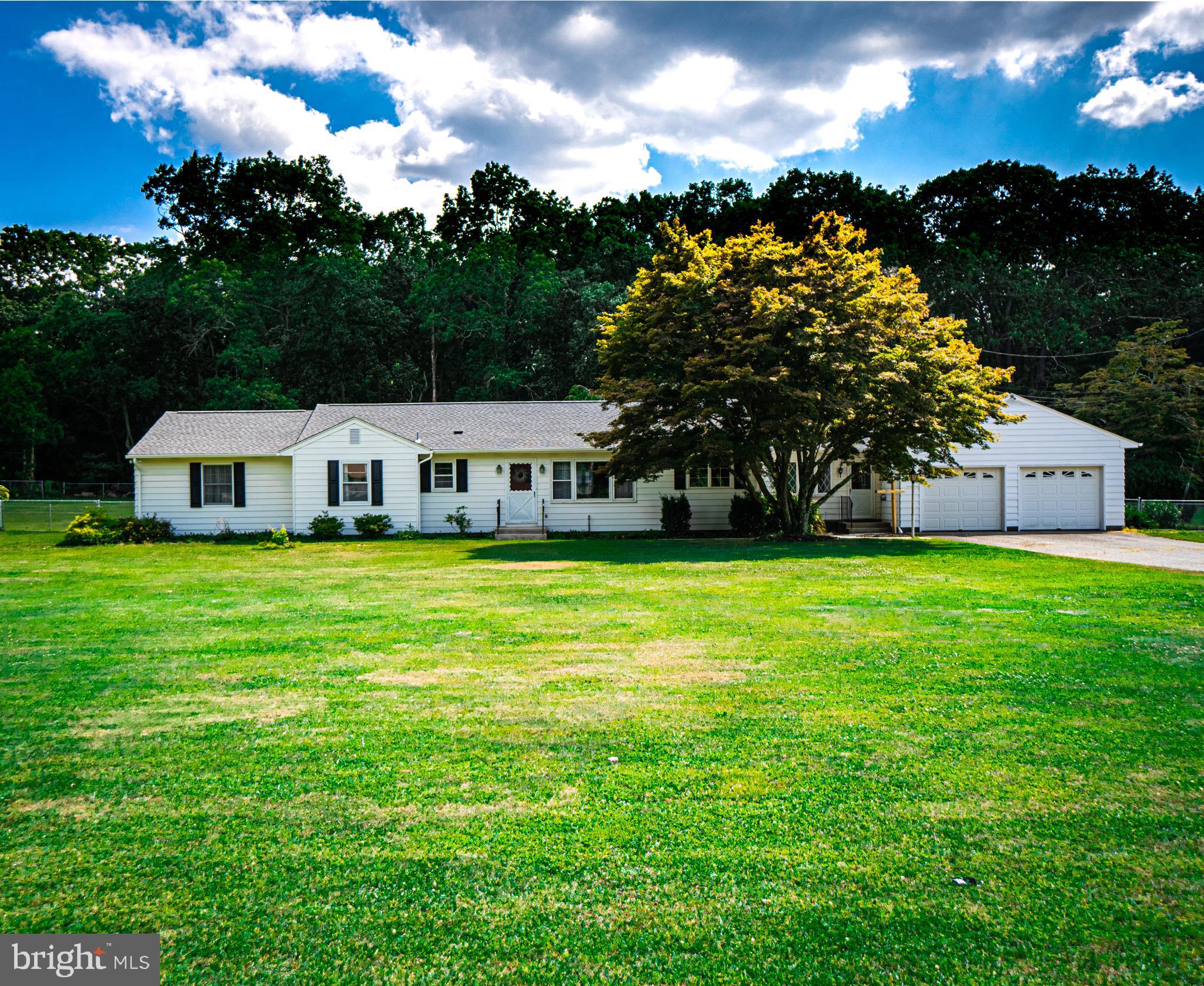69 Willow Grove Road Elmer, NJ 08318 - Photo 2 of 26