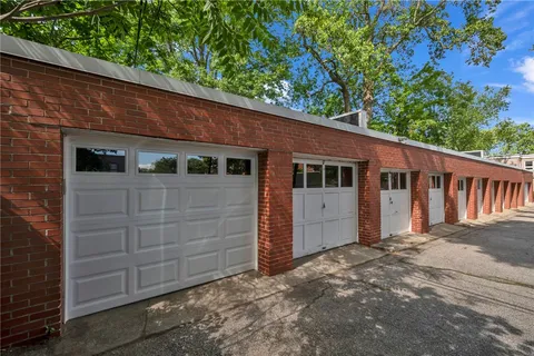 $369,000 | 160 Waterman Street, Unit 5, Providence, RI 02906