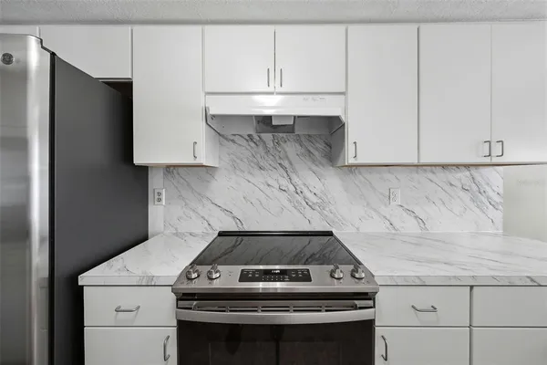 $155,000 | 554 West Cherry Laurel Court, Beverly Hills, FL 34465