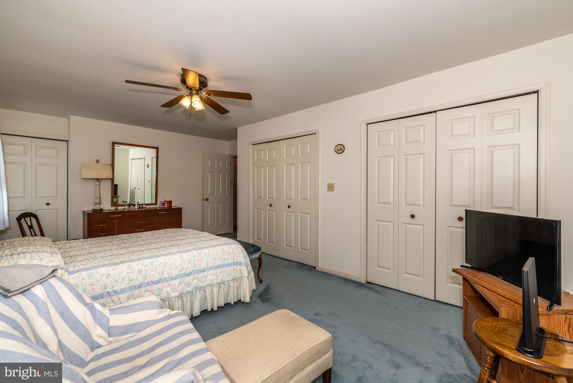 18 Lakeview Place Lititz, PA 17543 - Photo 13 of 25 Master Bedroom
