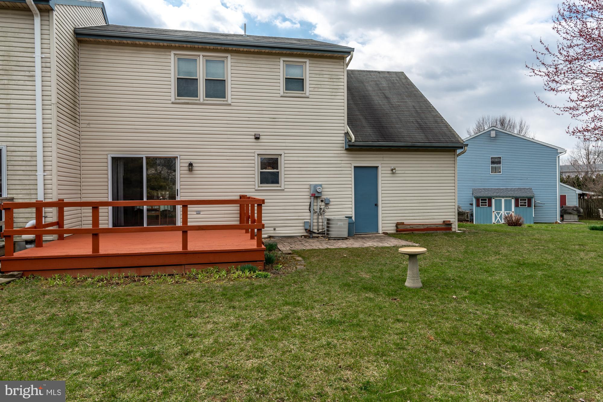 18 Lakeview Place Lititz, PA 17543 - Photo 19 of 25 Rear View