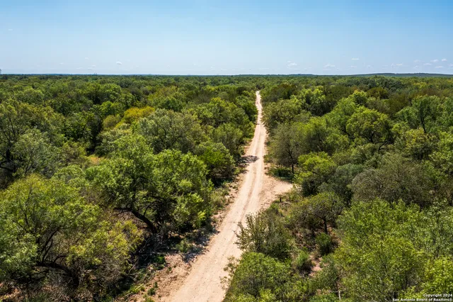 $2,431,250 | 0 Cr 646, Hondo, TX 78861