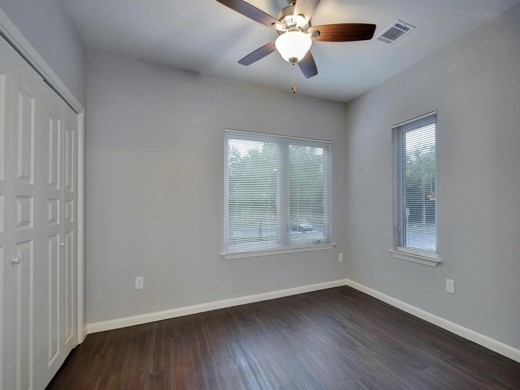 2822 Rio Grande Street, Unit 204 Austin, TX 78705 - Photo 10 of 27