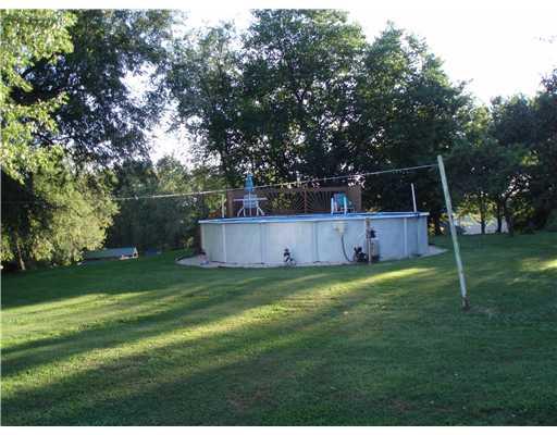 871 Freeport Road Freeport, PA 16229 - Photo 13 of 13 Swimming Pool/Hot Tub/Sauna.