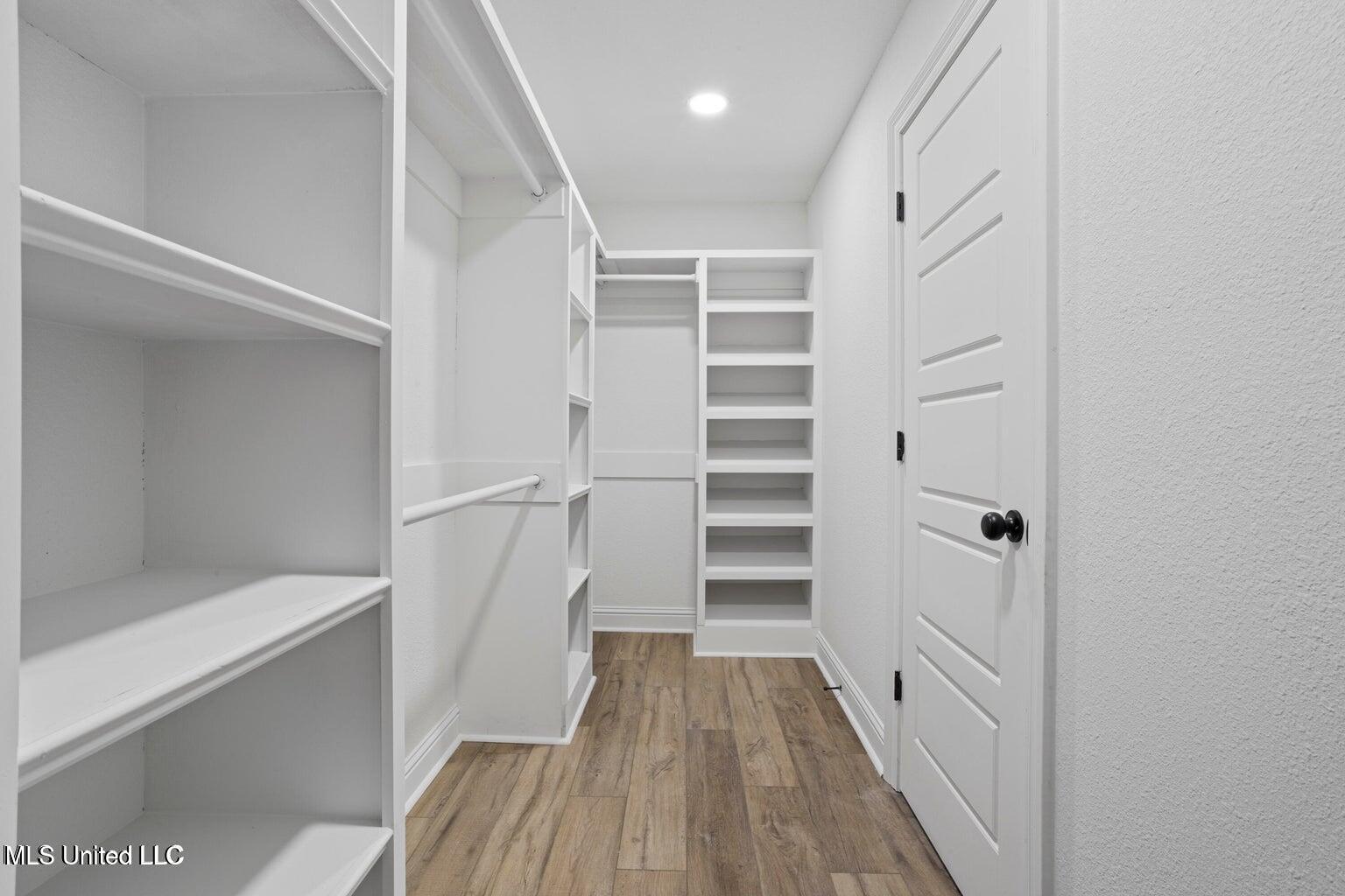 16341 Orange Grove Road Gulfport, MS 39503 - Photo 27 of 38 20250321175957754159000000-o