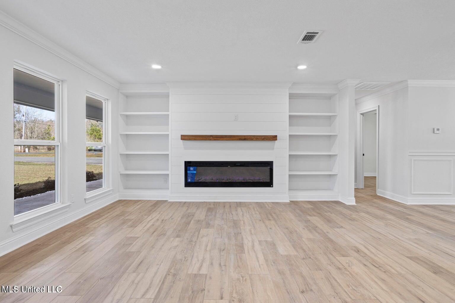 16341 Orange Grove Road Gulfport, MS 39503 - Photo 7 of 38 20250321175910521657000000-o