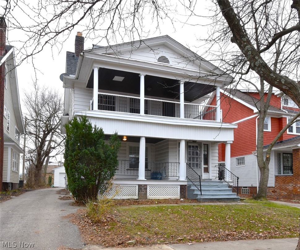 3278 Yorkshire Road Cleveland, OH 44118 - Photo 3 of 21 Front/Side