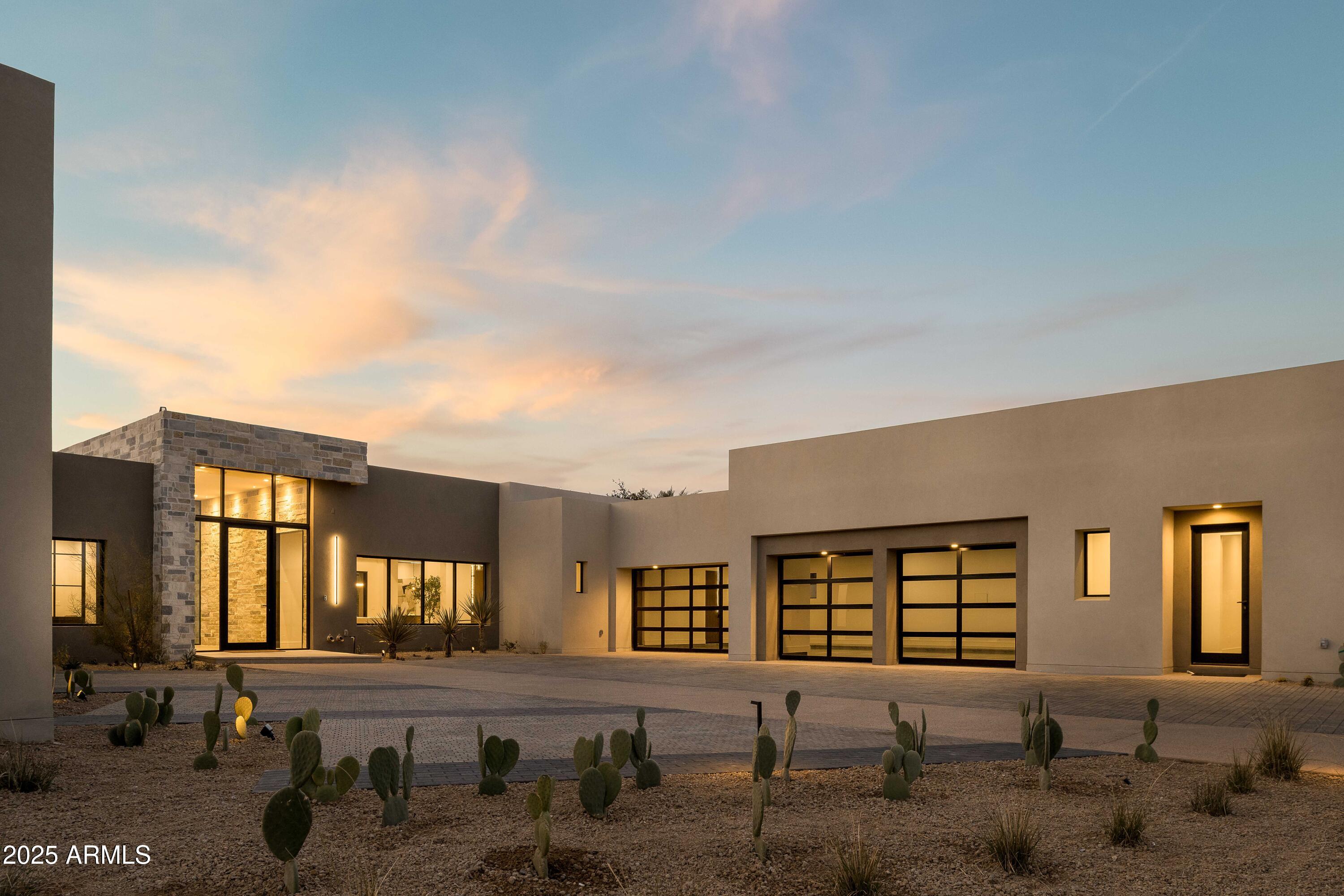 5327 North Invergordon Road Paradise Valley, AZ 85253 - Photo 3 of 57 Front Elevation