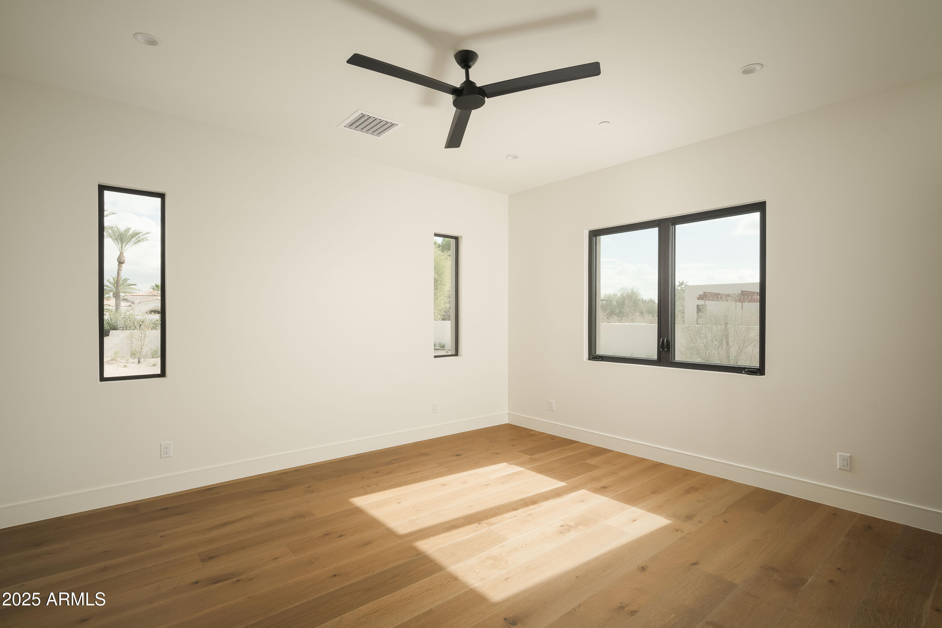 5327 North Invergordon Road Paradise Valley, AZ 85253 - Photo 44 of 57 Casita Room
