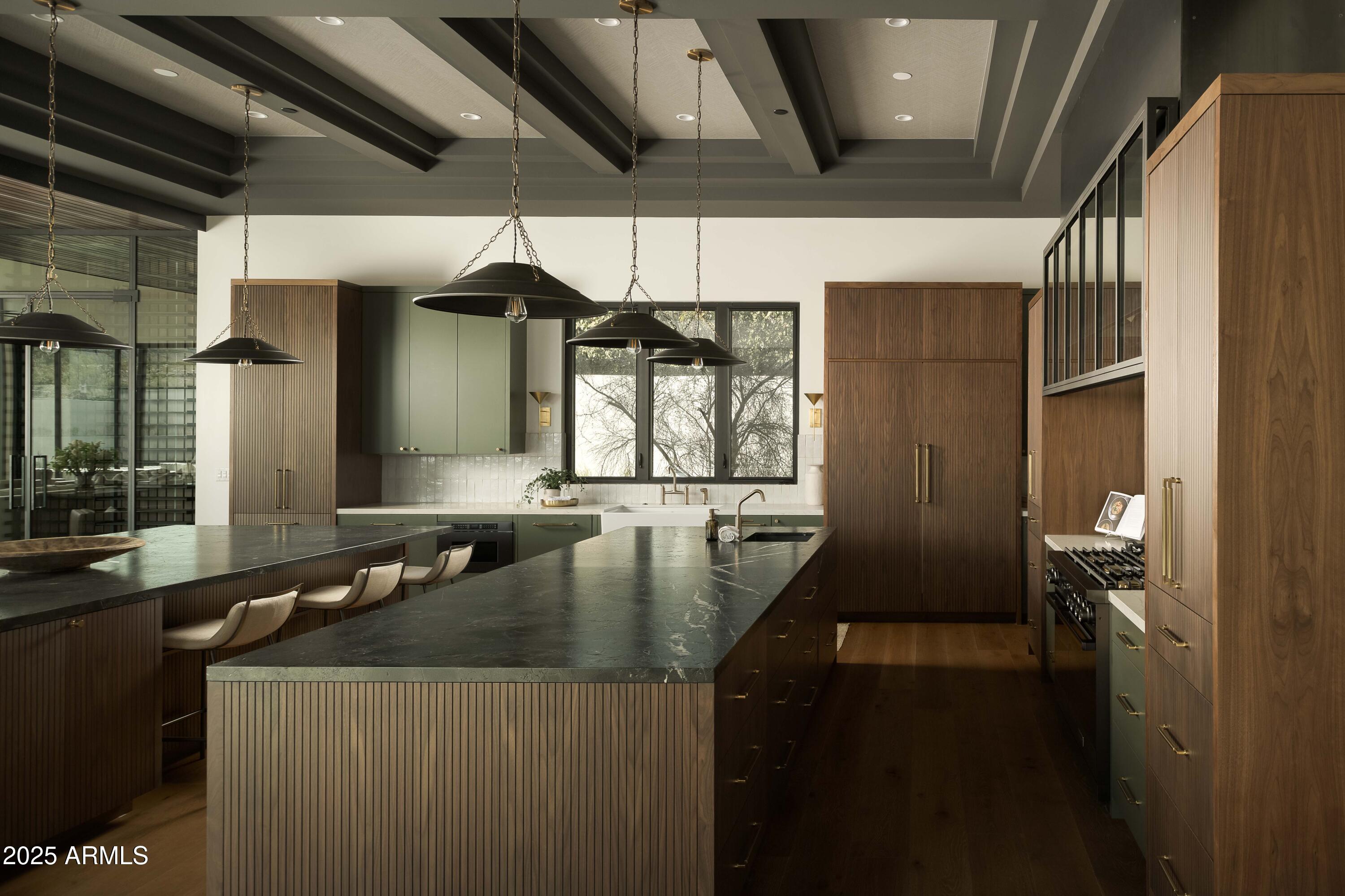 5327 North Invergordon Road Paradise Valley, AZ 85253 - Photo 5 of 57 Kitchen