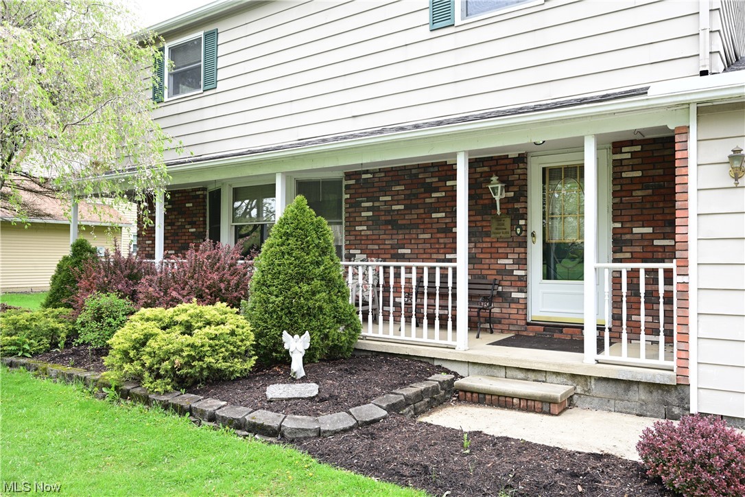 11851 Robson Road Grafton, OH 44044 - Photo 2 of 27 Gallery Image 2