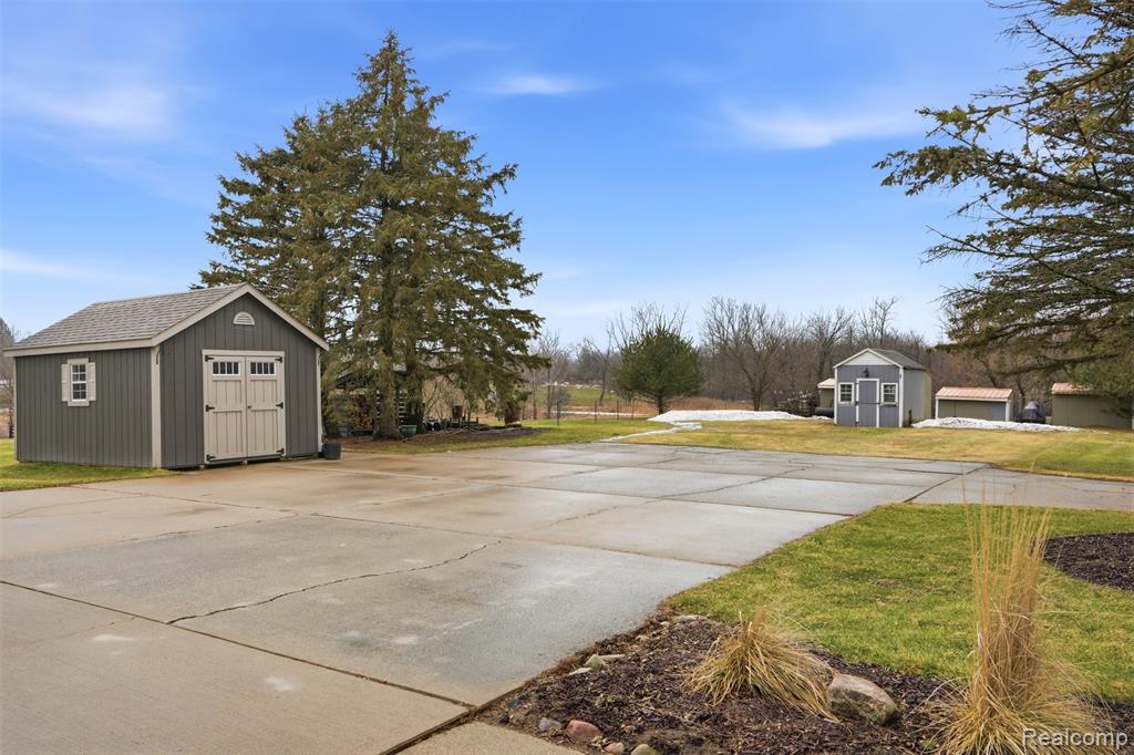 7400 Dutch Road Goodrich, MI 48438 - Photo 43 of 57 Gallery Image 43