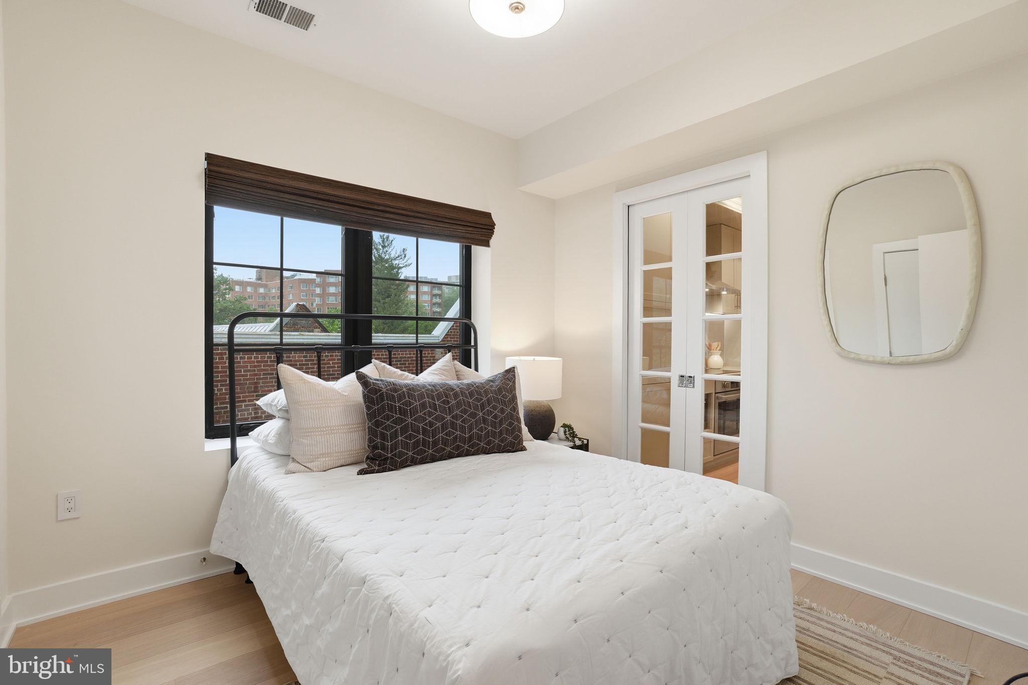 2642 39th Street Northwest, Unit 6 Washington, DC 20007 - Photo 12 of 25