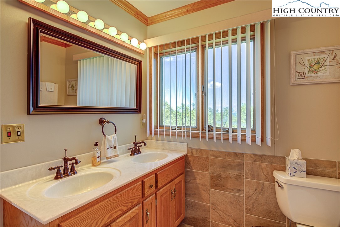 187 Oak Ridge Drive Boone, NC 28607 - Photo 31 of 43 Gallery Image 31